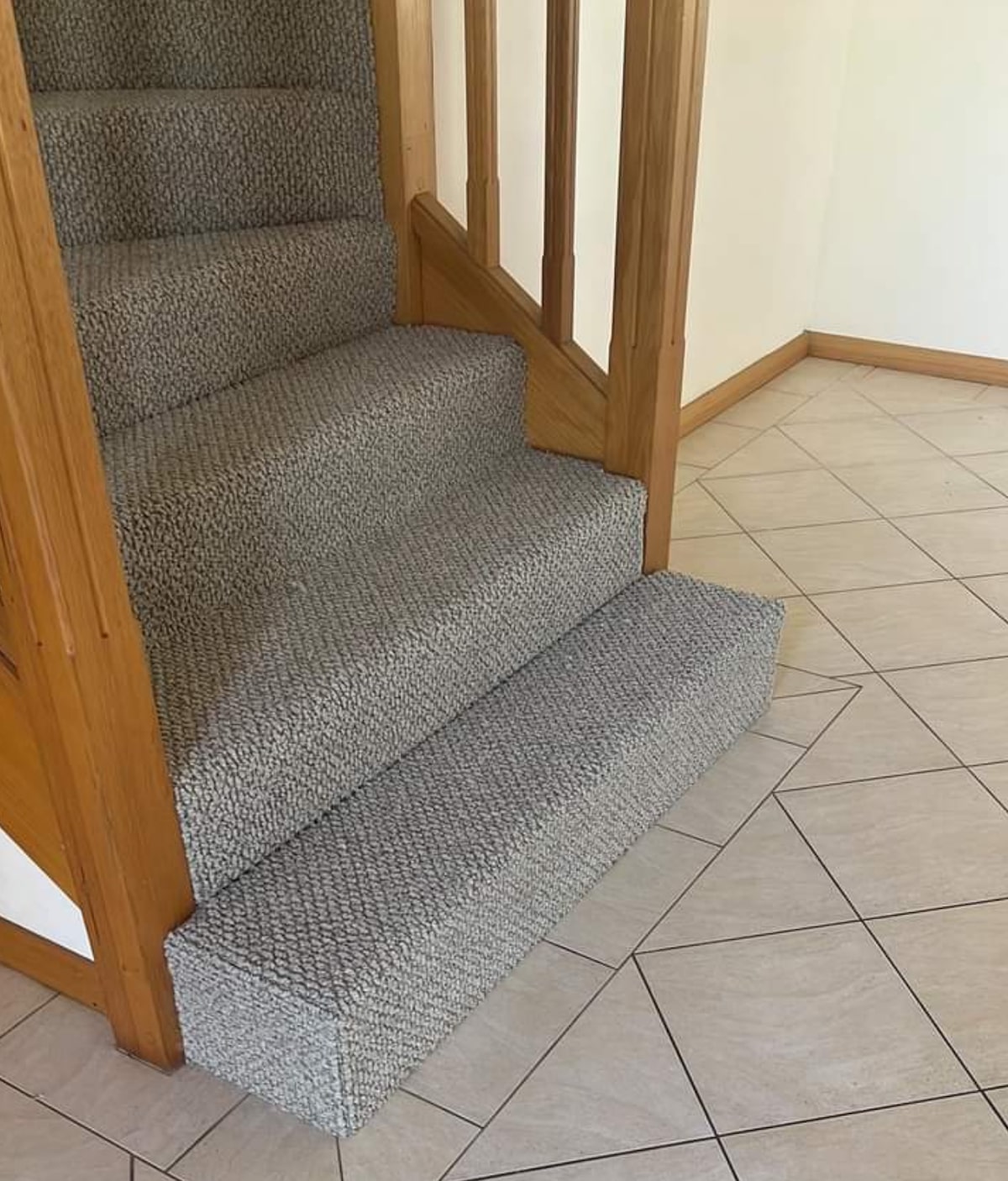 Loop-pile Carpet Staircase